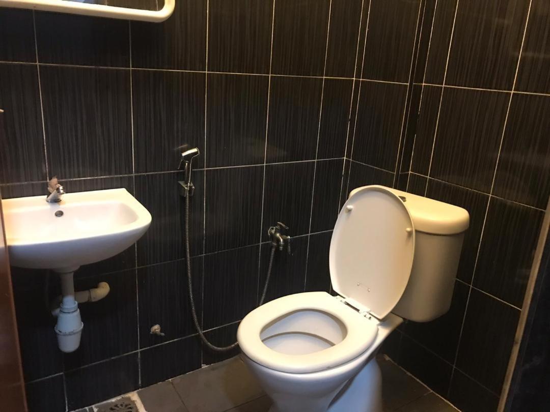קואלה לומפור Dong Fang Motel מראה חיצוני תמונה